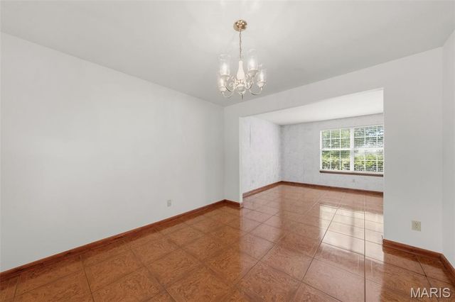 14452 Ocean Side Drive, Florissant, MO 63034