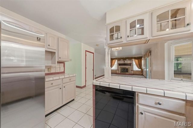 14452 Ocean Side Drive, Florissant, MO 63034