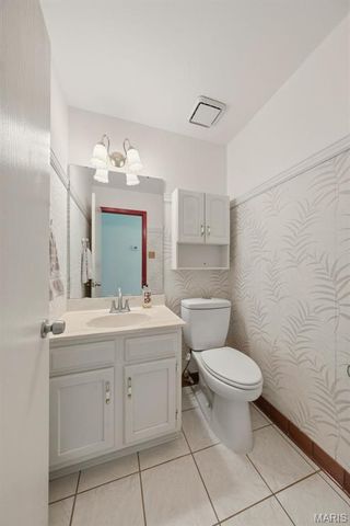 14452 Ocean Side Drive, Florissant, MO 63034