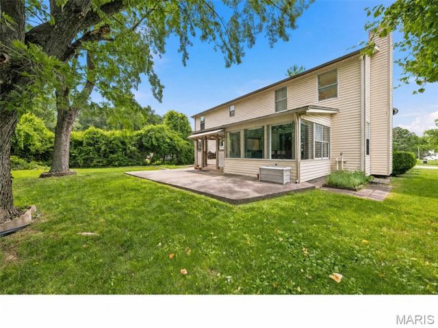 14452 Ocean Side Drive, Florissant, MO 63034