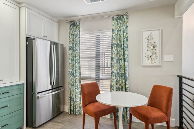 300 Rush Creek Drive 8, Heath, TX 75032