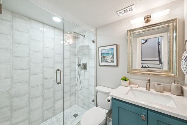 300 Rush Creek Drive 8, Heath, TX 75032