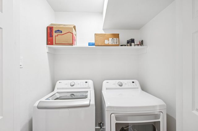 300 Rush Creek Drive 8, Heath, TX 75032