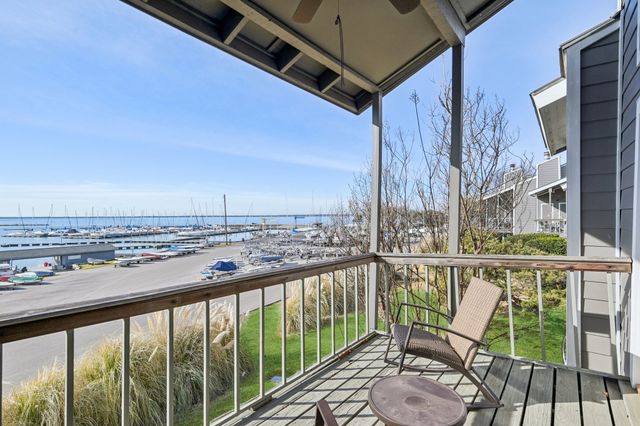 300 Rush Creek Drive 8, Heath, TX 75032