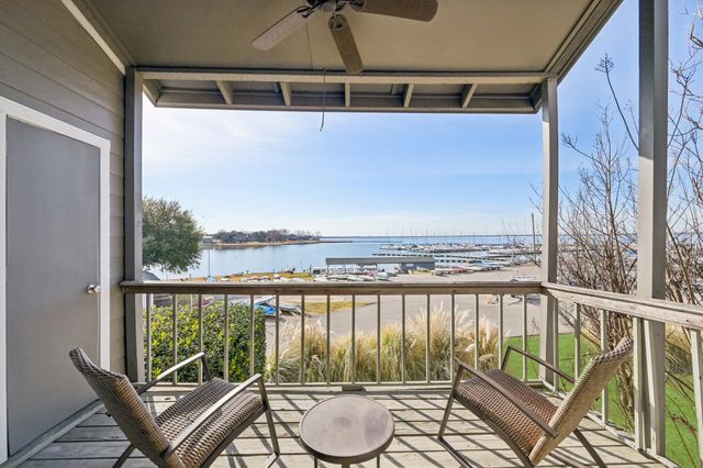 300 Rush Creek Drive 8, Heath, TX 75032