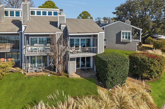 300 Rush Creek Drive 8, Heath, TX 75032