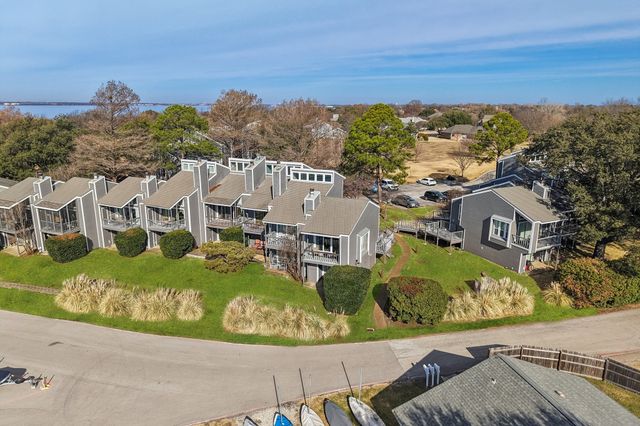 300 Rush Creek Drive 8, Heath, TX 75032