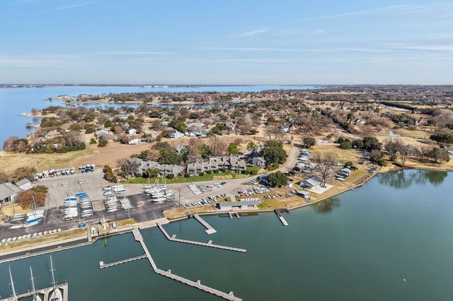 300 Rush Creek Drive 8, Heath, TX 75032