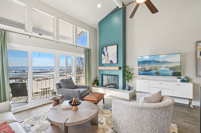 300 Rush Creek Drive 8, Heath, TX 75032