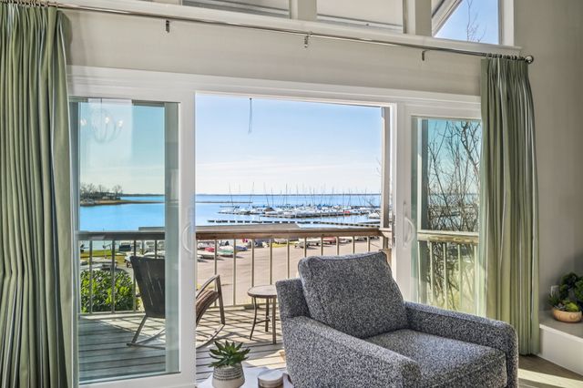 300 Rush Creek Drive 8, Heath, TX 75032