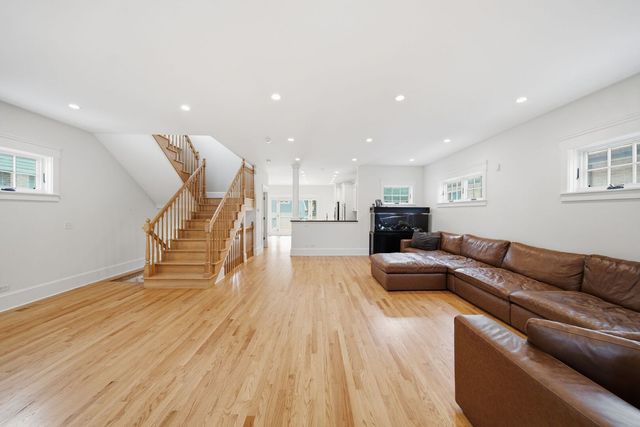 11440 S Spaulding Avenue, Chicago, IL 60655