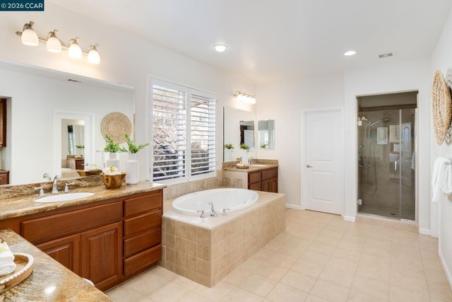 3138 Ashbrook Ln, San Ramon, CA 94582