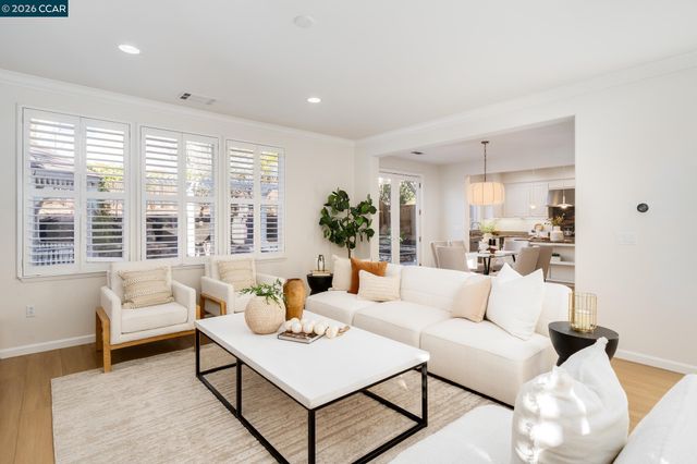 3138 Ashbrook Ln, San Ramon, CA 94582