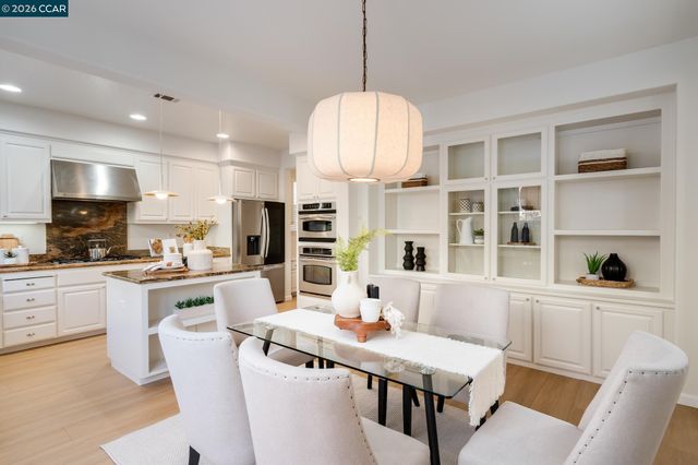 3138 Ashbrook Ln, San Ramon, CA 94582