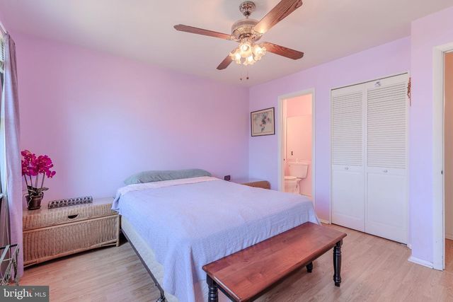 1112 PITTSBURGH AVE, Cape May, NJ 08204