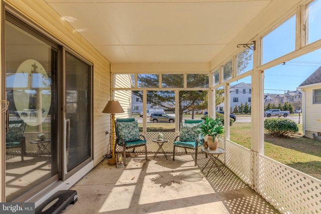 1112 PITTSBURGH AVE, Cape May, NJ 08204