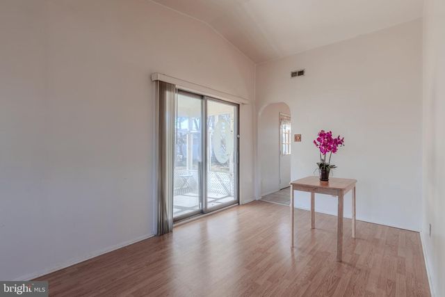 1112 PITTSBURGH AVE, Cape May, NJ 08204