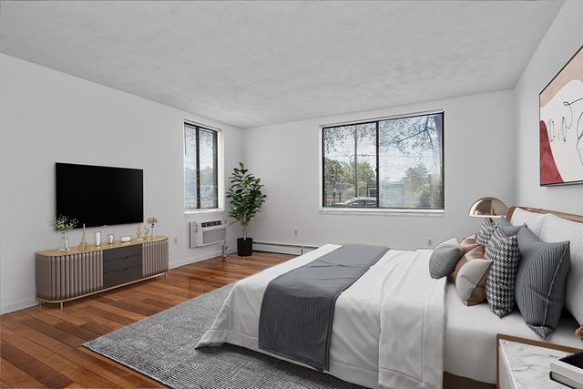 935 Washington St 1, Newton, MA 02460