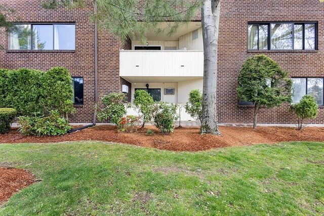 935 Washington St 1, Newton, MA 02460