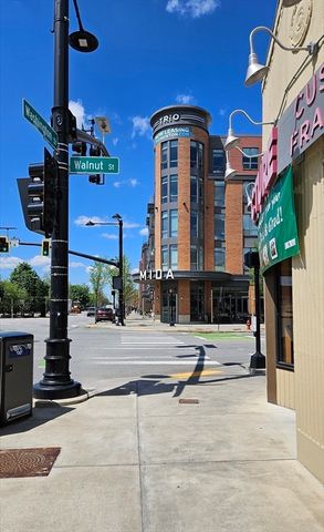 935 Washington St 1, Newton, MA 02460