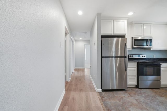 3459 Linda Drive, Dallas, TX 75220