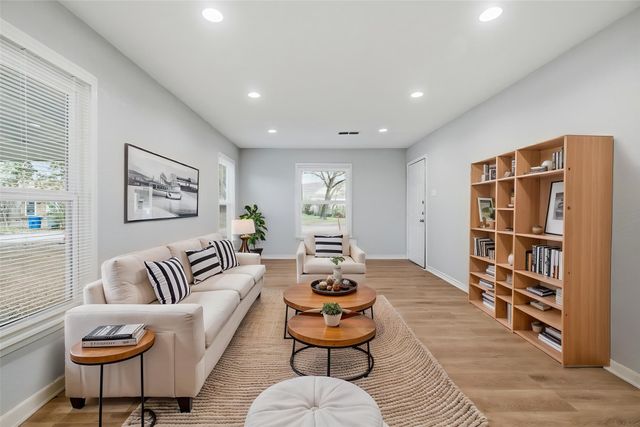 3459 Linda Drive, Dallas, TX 75220