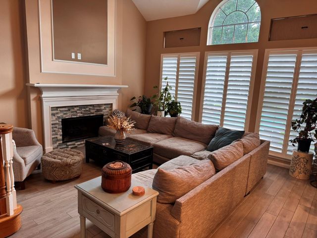 13810 Inland Spring Court, Houston, TX 77059