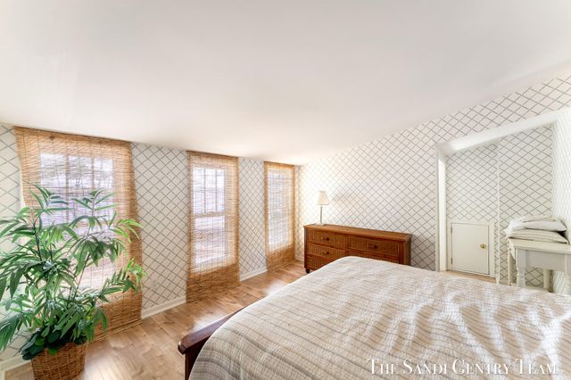 6633 Bass Lake Boulevard, Pentwater, MI 49449