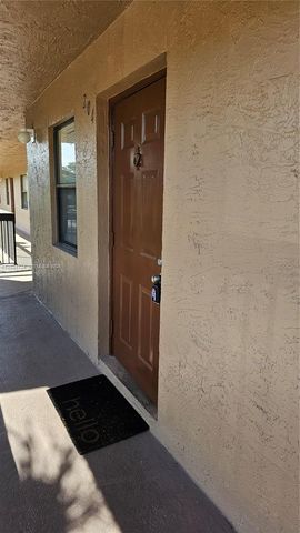 10005 Winding Lake Rd 204, Sunrise, FL 33351