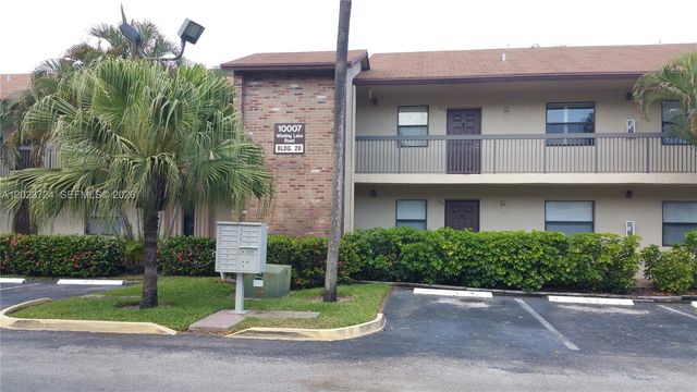 10005 Winding Lake Rd 204, Sunrise, FL 33351