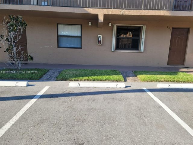 10005 Winding Lake Rd 204, Sunrise, FL 33351