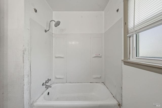 3995 Mullen Ave, Clearlake, CA 95422