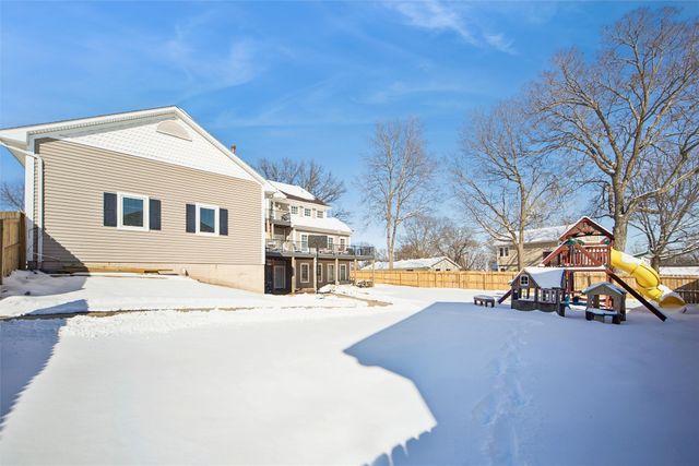 130 Pennsylvania Street, Carlisle, IA 50047
