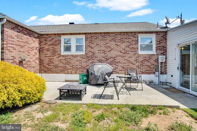 2776 CLEAR SPRINGS BLVD, York, PA 17406