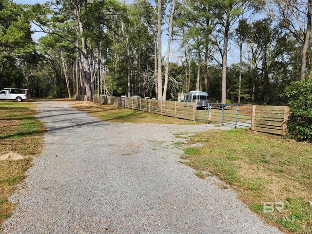 26001 Nelson Street, Daphne, AL 36526