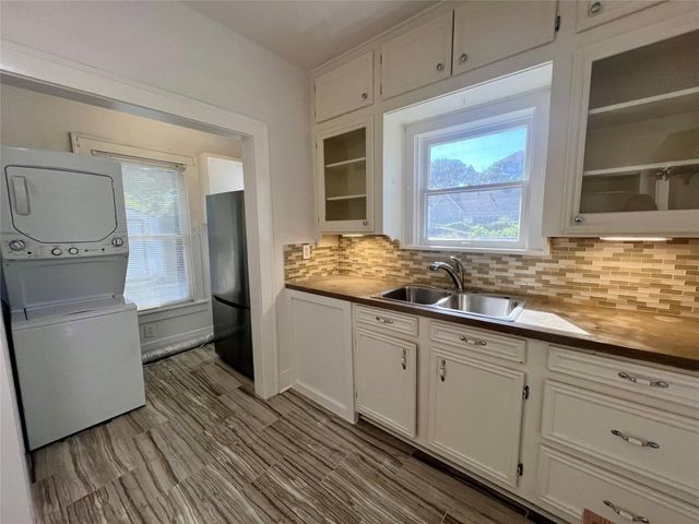 5125 Polk Street, Houston, TX 77023