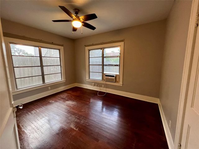 5125 Polk Street, Houston, TX 77023