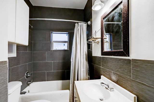 5125 Polk Street, Houston, TX 77023