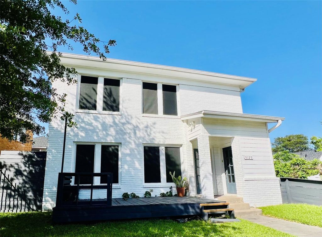5125 Polk Street, Houston, TX 77023