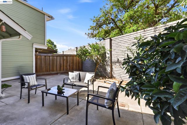 1085 Rymar Way, San Jose, CA 95133