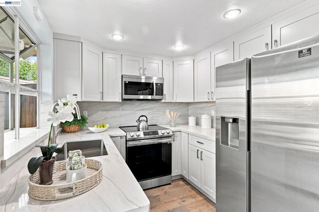 1085 Rymar Way, San Jose, CA 95133