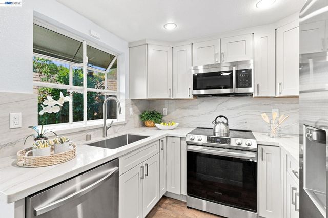 1085 Rymar Way, San Jose, CA 95133