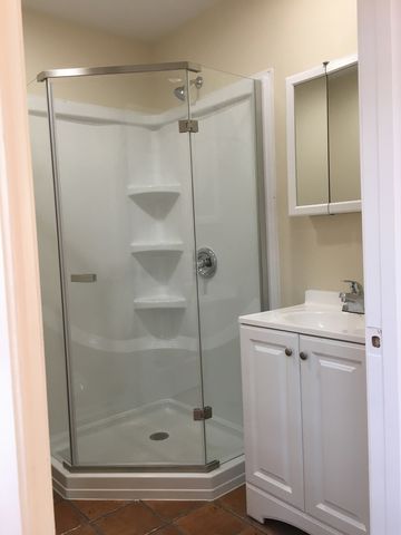 321 W 24th Street 2R, Chicago, IL 60616