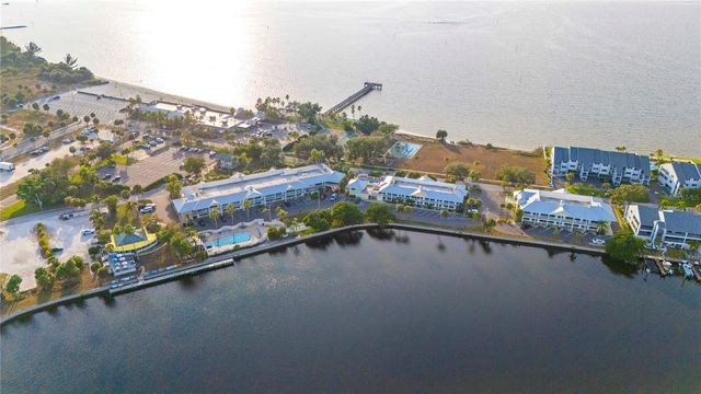611 DESTINY DRIVE Unit 310, Ruskin, FL 33570