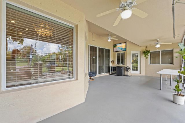 5514 NW West Lundy Circle, Port St. Lucie, FL 34986