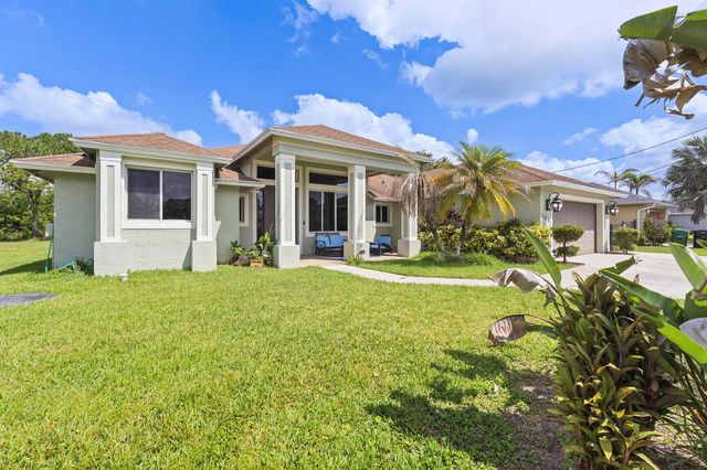 5514 NW West Lundy Circle, Port St. Lucie, FL 34986
