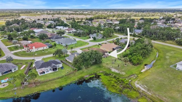 5514 NW West Lundy Circle, Port St. Lucie, FL 34986