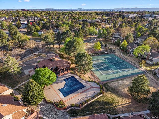 12502 E Evans Cir F, Aurora, CO 80014