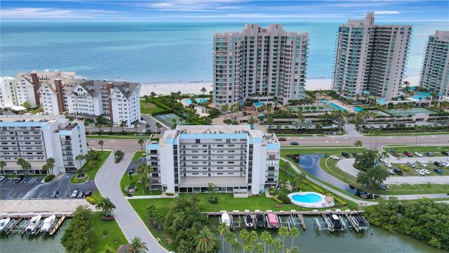 1581 GULF BOULEVARD 302N, Clearwater Beach, FL 33767
