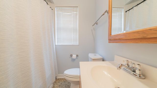 279 W Oakley Avenue, Lowell, IN 46356